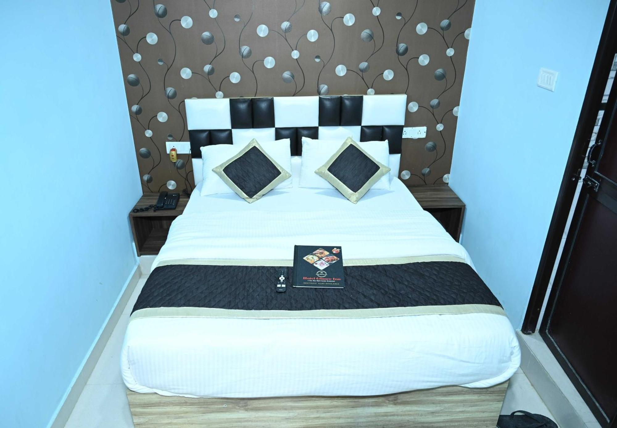 Super Hotel O Glance Inn Patna  Bagian luar foto