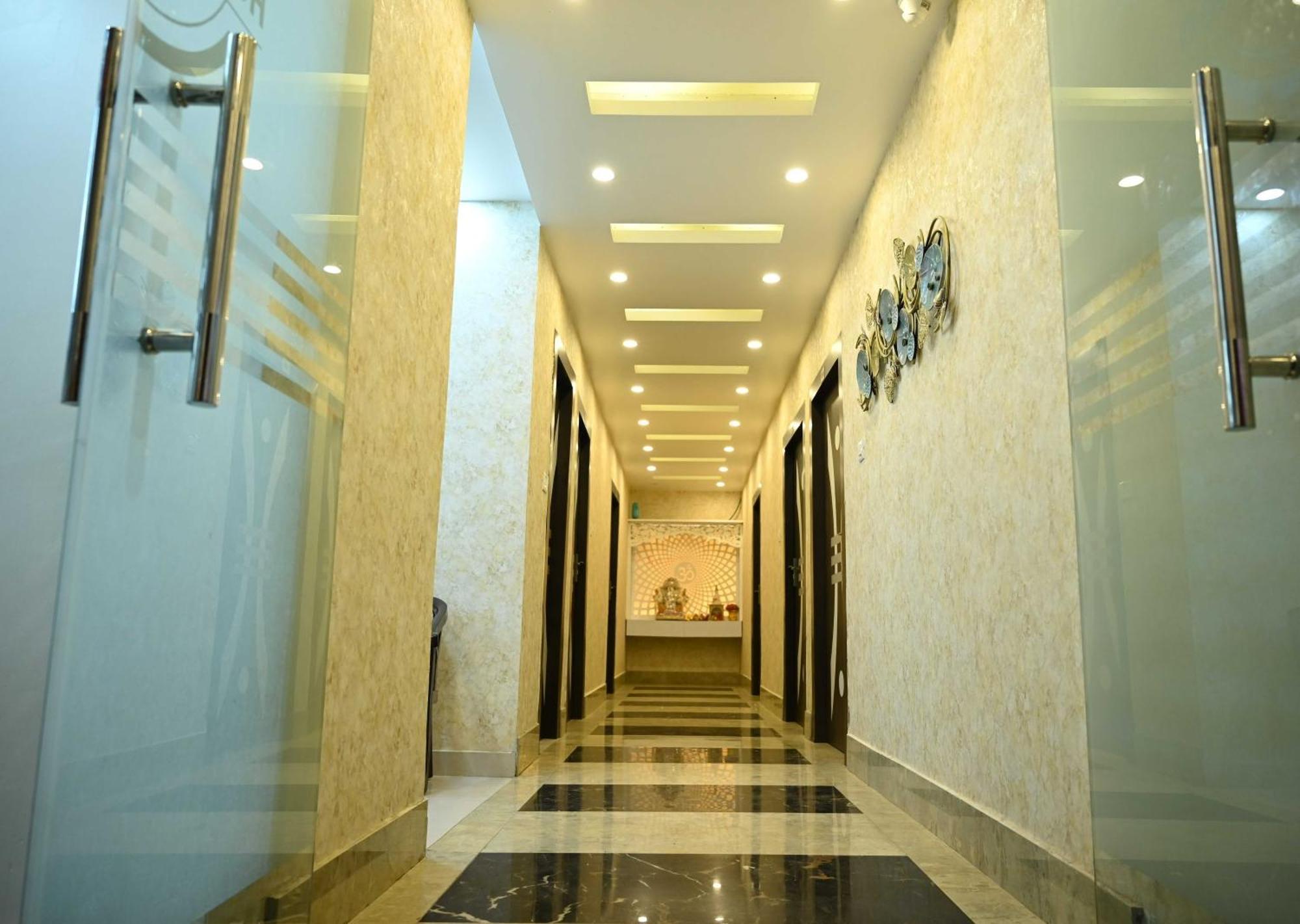 Super Hotel O Glance Inn Patna  Bagian luar foto