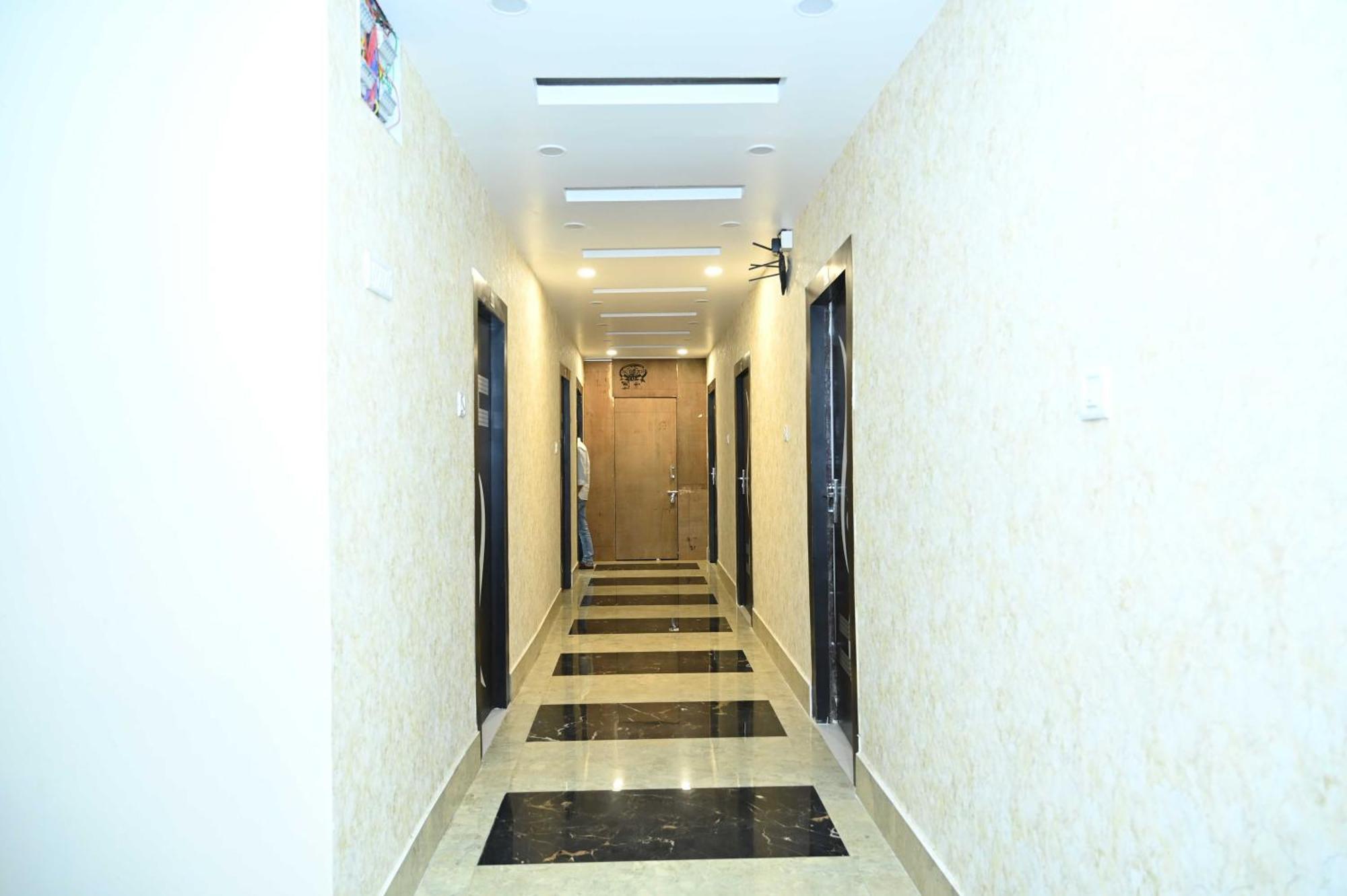 Super Hotel O Glance Inn Patna  Bagian luar foto